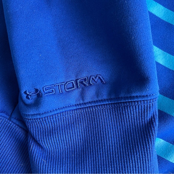 Under Armour Women’s Storm Hoodie 100% Polyester Size Medium - Picture 8 of 10